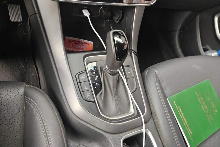 Used Hyundai ix35 2020 2.0L Automatic 2WD Zhiyong·Changxiang Edition Gear Lever