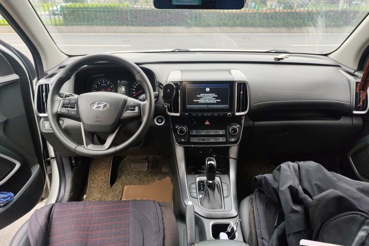 Used Hyundai ix35 2020 2.0L Automatic 2WD Zhiyong·Changxiang Edition Interior 2