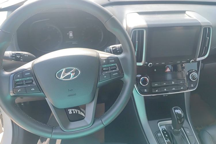 Used Hyundai ix35 2020 2.0L Automatic 2WD Zhiyong·Changlian Edition Interior 3