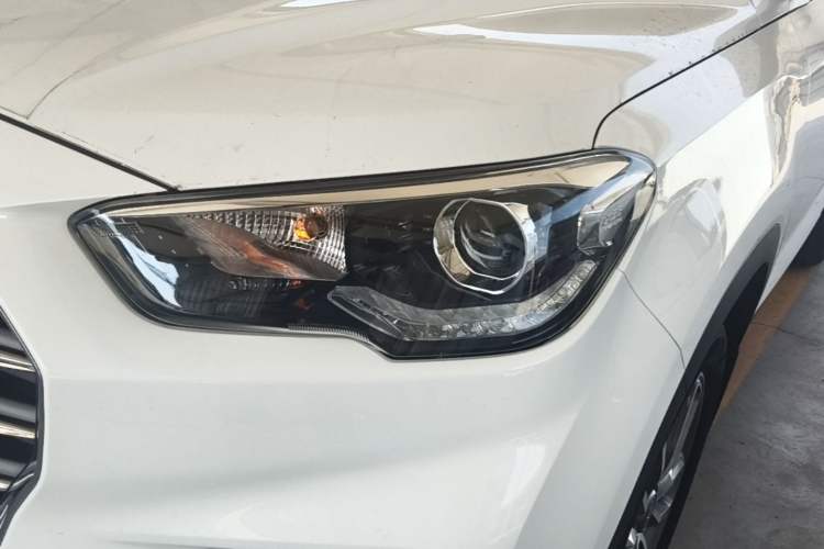 Used Hyundai ix35 2020 2.0L Automatic 2WD Zhiyong·Changxiang Edition Left Front Headlight