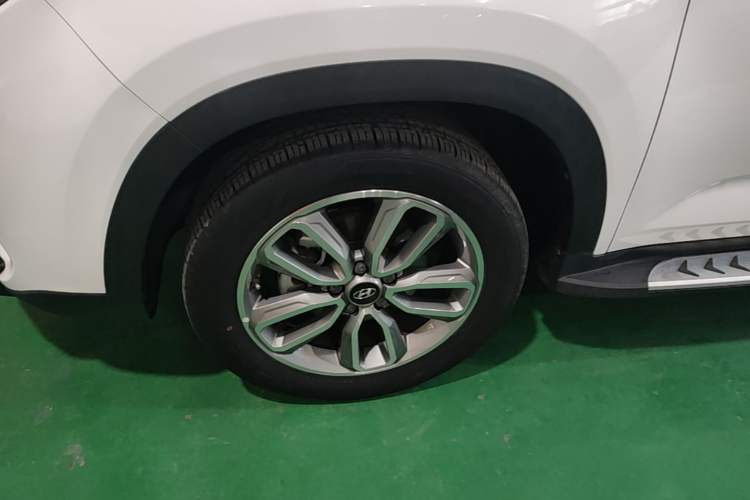 Used Hyundai ix35 2020 2.0L Automatic 2WD Zhiyong·Changxiang Edition Left Front Wheel Hub