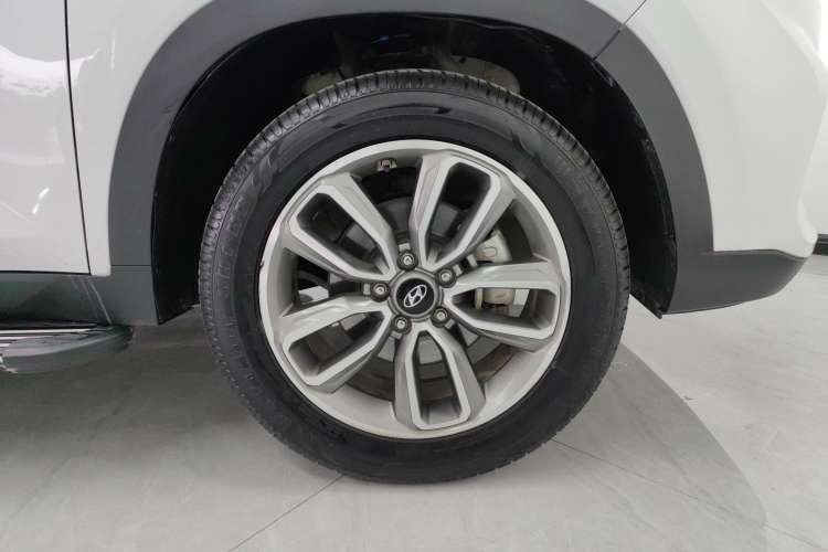 Used Hyundai ix35 2020 2.0L Automatic 2WD Zhiyong·Changxiang Edition Left Rear Wheel Hub
