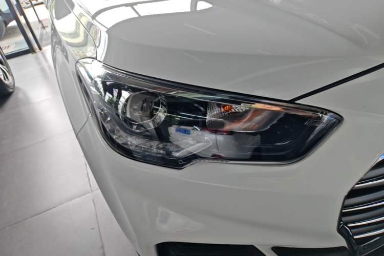 Used Hyundai ix35 2020 2.0L Automatic 2WD Zhiyong·Changxiang Edition Right Front Headlight