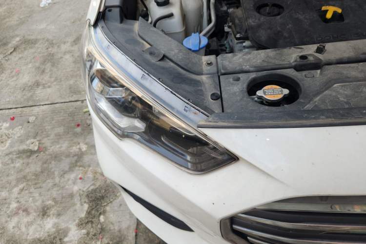 Used Hyundai ix35 2020 2.0L Automatic 2WD Zhiyong·Changxiang Edition Right Front Headlight