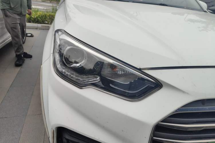 Used Hyundai ix35 2020 2.0L Automatic 2WD Zhiyong·Changxiang Edition Right Front Headlight