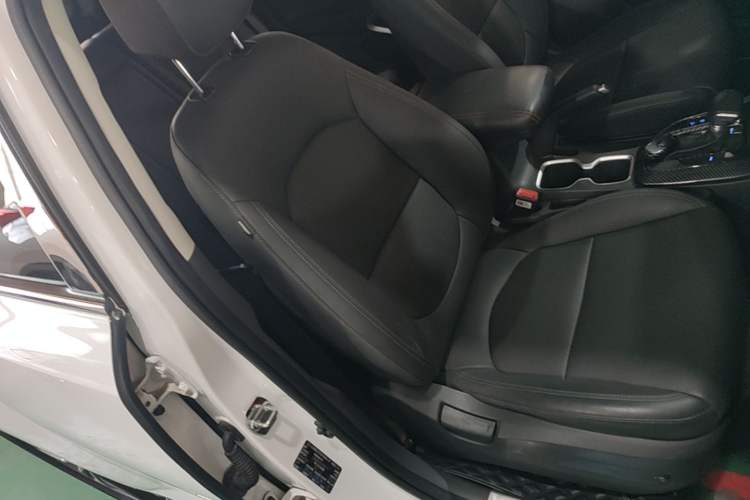 Used Hyundai ix35 2020 2.0L Automatic 2WD Zhiyong·Changxiang Edition Right Front Seat