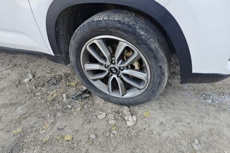 Used Hyundai ix35 2020 2.0L Automatic 2WD Zhiyong·Changxiang Edition Right Front Wheel Hub
