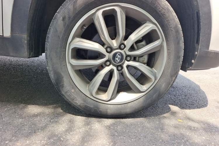 Used Hyundai ix35 2020 2.0L Automatic 2WD Zhiyong·Changxiang Edition Right Front Wheel Hub
