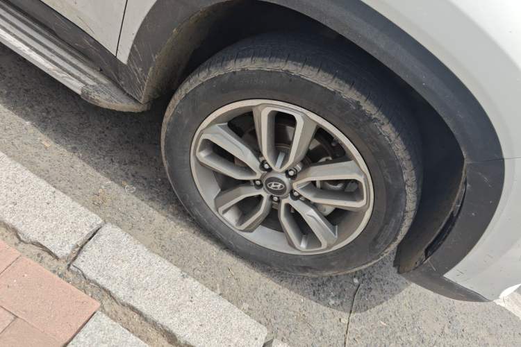 Used Hyundai ix35 2020 2.0L Automatic 2WD Zhiyong·Changxiang Edition Right Front Wheel Hub