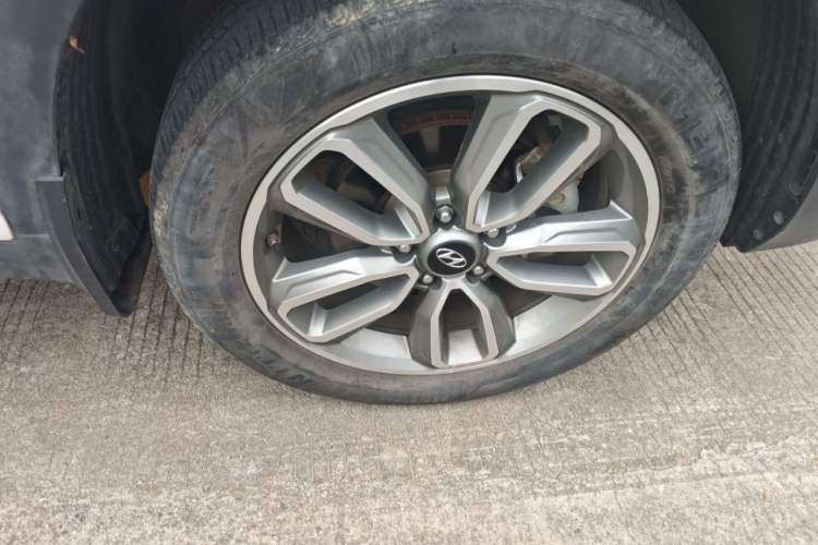 Used Hyundai ix35 2020 2.0L Automatic 2WD Zhiyong·Changxiang Edition Right Front Wheel Hub