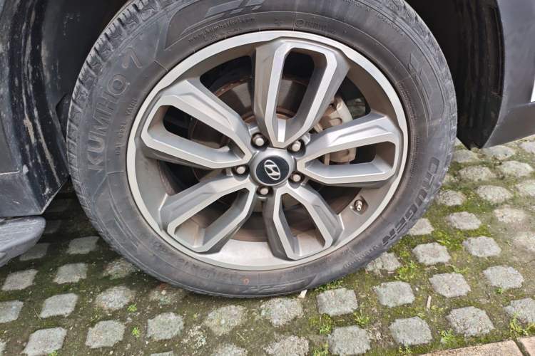 Used Hyundai ix35 2020 2.0L Automatic 2WD Zhiyong·Changxiang Edition Right Front Wheel Hub