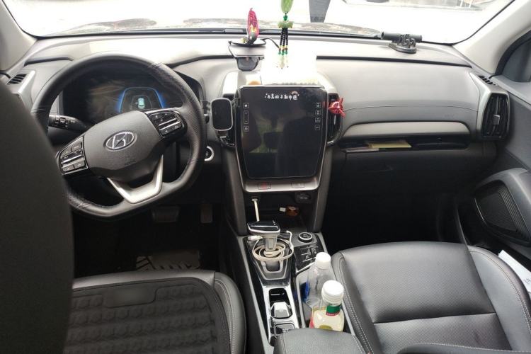 Used Hyundai ix35 2021 2.0L Automatic 2WD GLS Leading Edition Center Console
