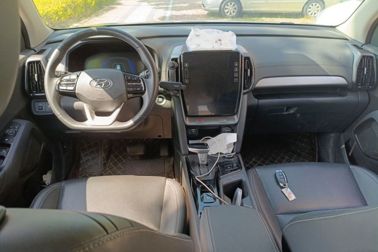Used Hyundai ix35 2021 2.0L Automatic 2WD GLS Leading Edition Center Console