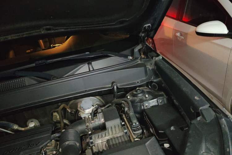 Used Hyundai ix35 2021 2.0L Automatic 2WD GLS Leading Edition Engine Bay Left