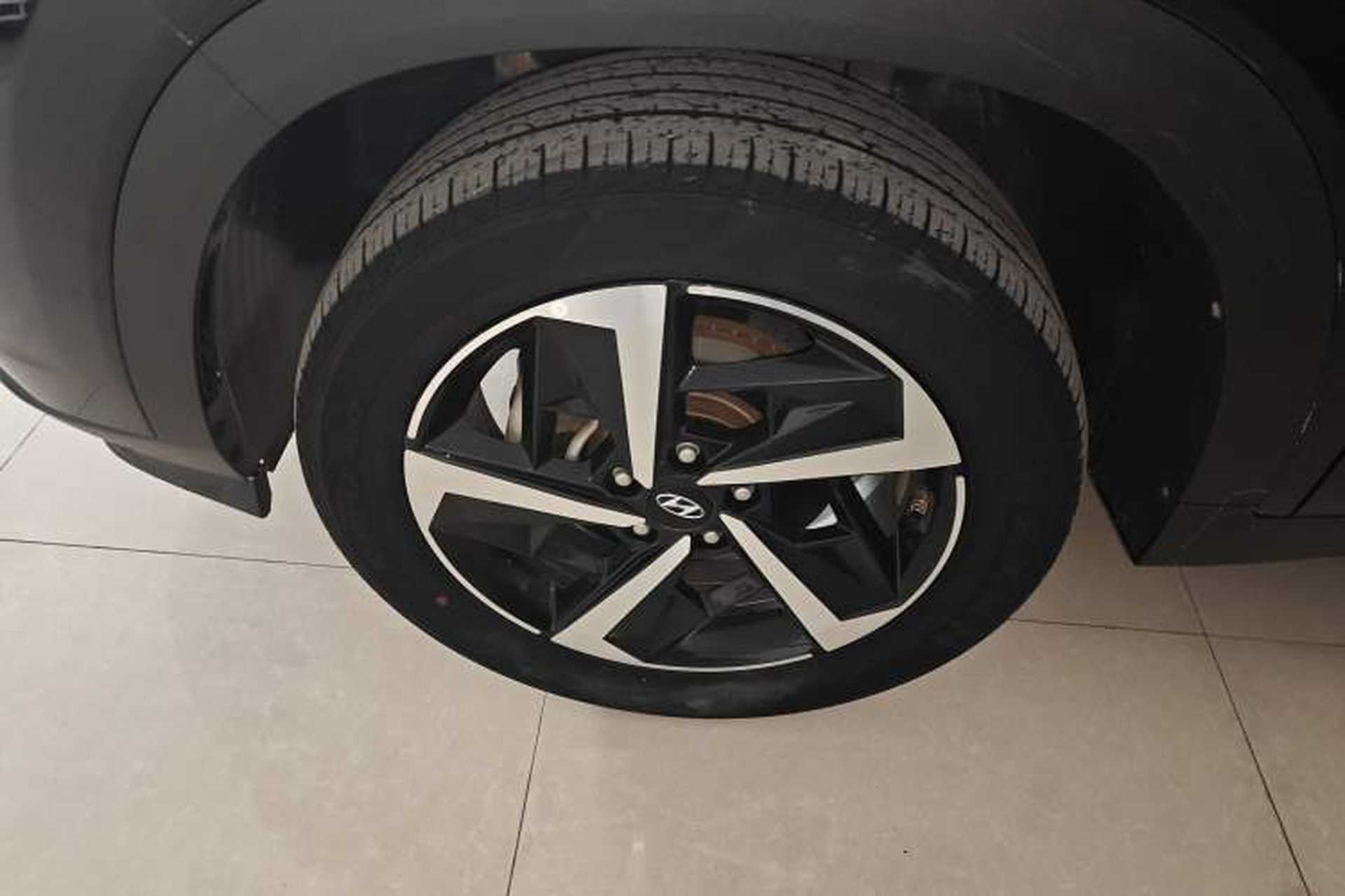 Used Hyundai ix35 2021 2.0L Automatic 2WD GLS Leading Edition Exterior 4