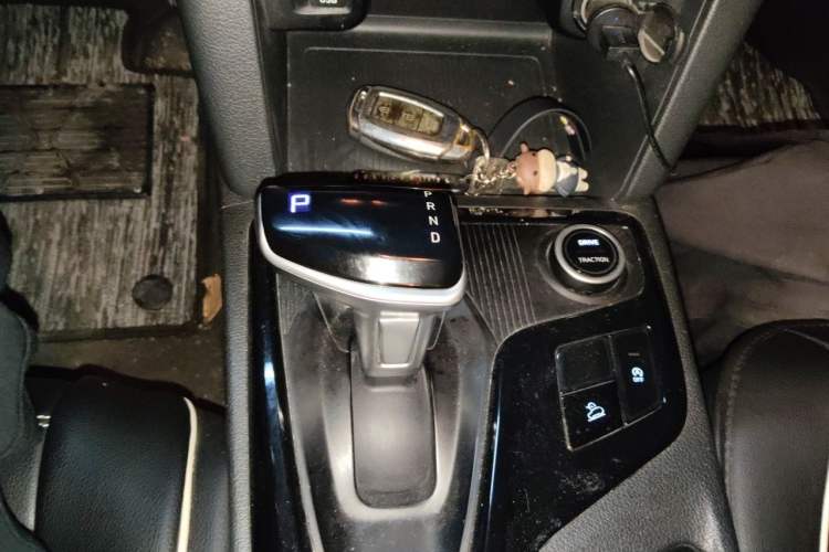 Used Hyundai ix35 2021 2.0L Automatic 2WD GLS Leading Edition Gear Lever