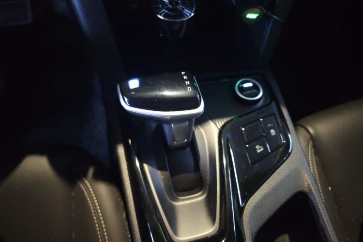 Used Hyundai ix35 2021 2.0L Automatic 2WD GLS Leading Edition Gear Lever