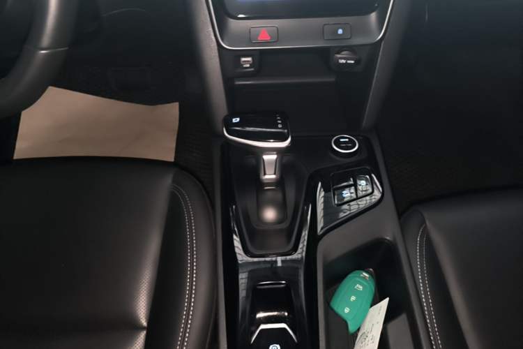 Used Hyundai ix35 2021 240TGDi DCT Two-Wheel-Drive GLS Leading Edition Gear Lever