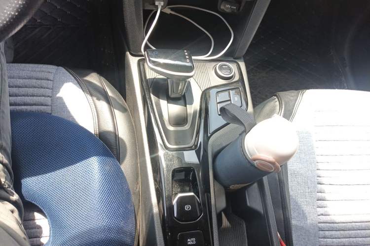 Used Hyundai ix35 2021 2.0L Automatic 2WD GLS Leading Edition Gear Lever