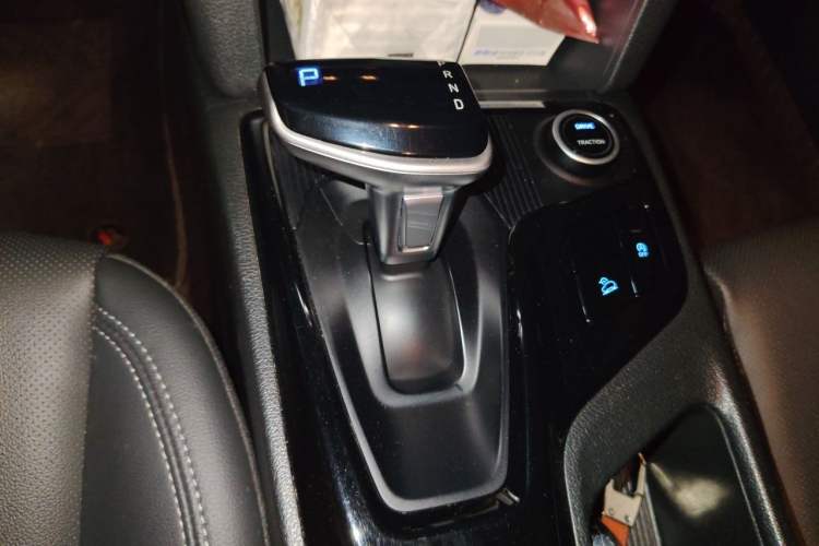 Used Hyundai ix35 2021 2.0L Automatic 2WD GLS Leading Edition Gear Lever