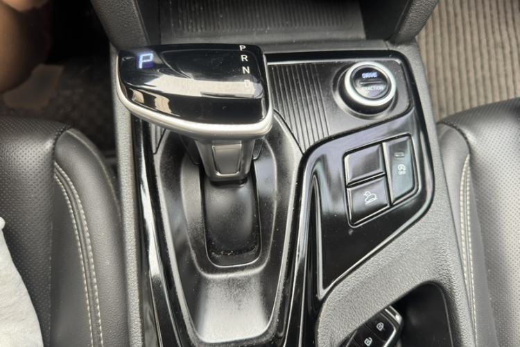 Used Hyundai ix35 2021 240TGDi DCT Two-Wheel-Drive GLS Leading Edition Gear Lever