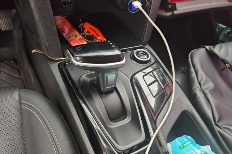 Used Hyundai ix35 2021 2.0L Automatic 2WD GLS Leading Edition Gear Lever
