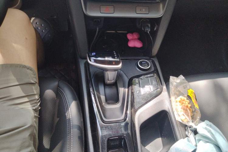 Used Hyundai ix35 2021 2.0L Automatic 2WD GLS Leading Edition Gear Lever