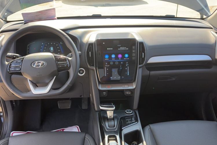 Used Hyundai ix35 2021 2.0L Automatic 2WD GLS Leading Edition Interior 3