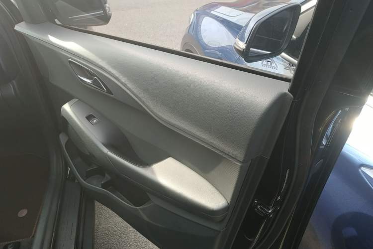 Used Hyundai ix35 2021 2.0L Automatic 2WD GLS Leading Edition Interior 5