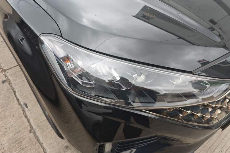 Used Hyundai ix35 2021 2.0L Automatic 2WD GLS Leading Edition Right Front Headlight