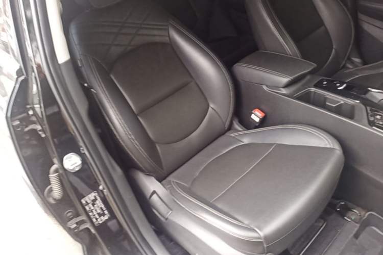 Used Hyundai ix35 2021 2.0L Automatic 2WD GLS Leading Edition Right Front Seat