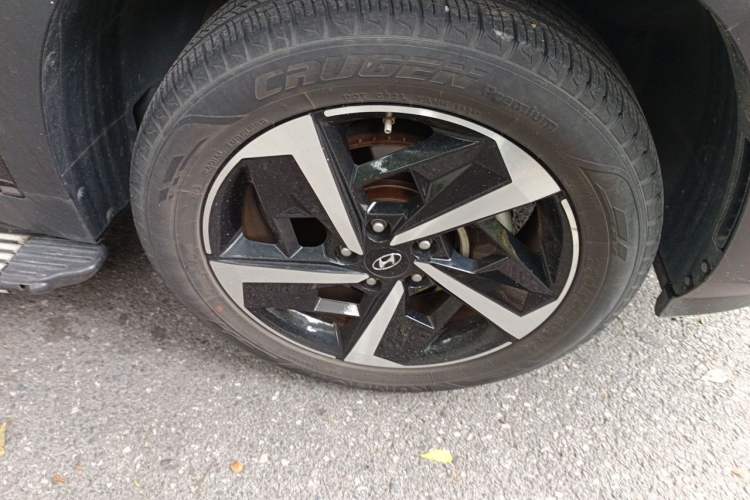 Used Hyundai ix35 2021 2.0L Automatic 2WD GLS Leading Edition Right Front Wheel Hub