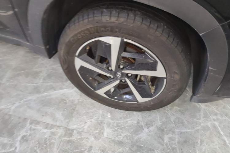 Used Hyundai ix35 2021 2.0L Automatic 2WD GLS Leading Edition Right Front Wheel Hub