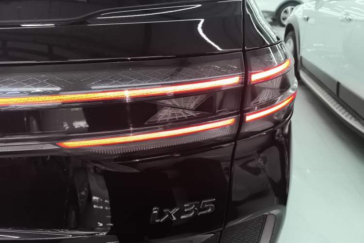 Used Hyundai ix35 2021 2.0L Automatic 2WD GLS Leading Edition Right Rear Taillight