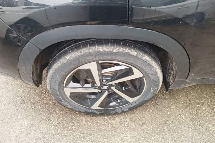 Used Hyundai ix35 2021 2.0L Automatic 2WD GLS Leading Edition Right Rear Wheel Hub