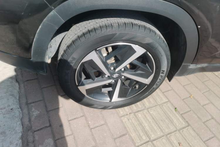 Used Hyundai ix35 2021 2.0L Automatic 2WD GLS Leading Edition Right Rear Wheel Hub