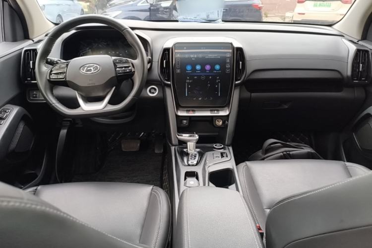 Used Hyundai ix35 2021 2.0L Automatic 2WD GLS Leading Edition Center Console