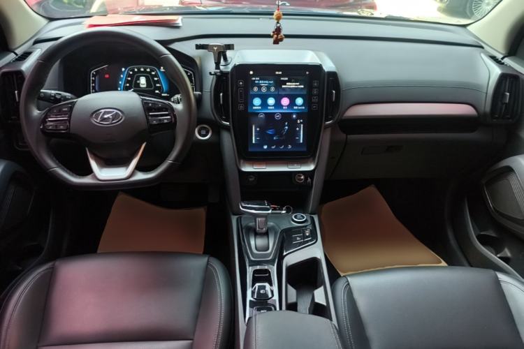 Used Hyundai ix35 2021 2.0L Automatic 2WD GLS Leading Edition Center Console