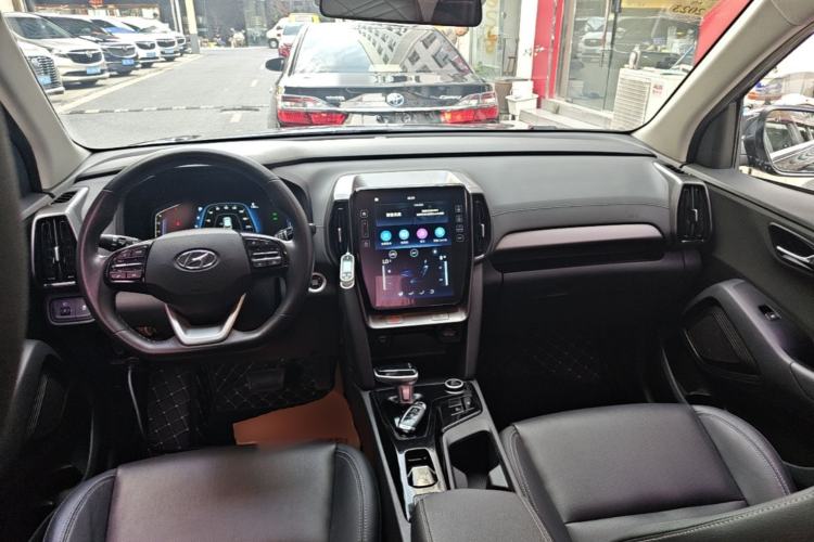 Used Hyundai ix35 2021 2.0L Automatic 2WD GLS Leading Edition Center Console