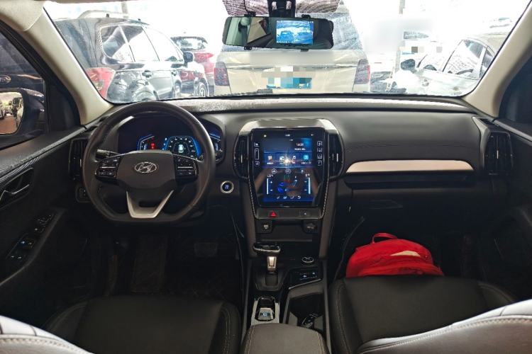 Used Hyundai ix35 2021 2.0L Automatic 2WD GLS Leading Edition Center Console