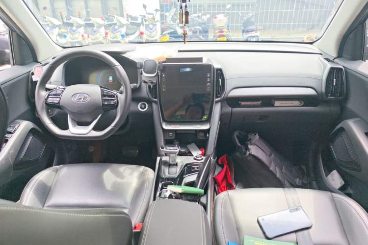 Used Hyundai ix35 2021 2.0L Automatic 2WD GLS Leading Edition Center Console