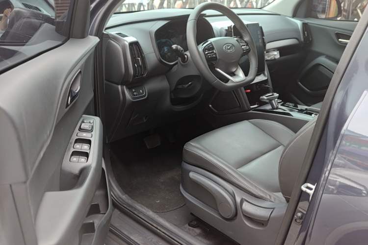 Used Hyundai ix35 2021 2.0L Automatic 2WD GLS Leading Edition Driver Seat