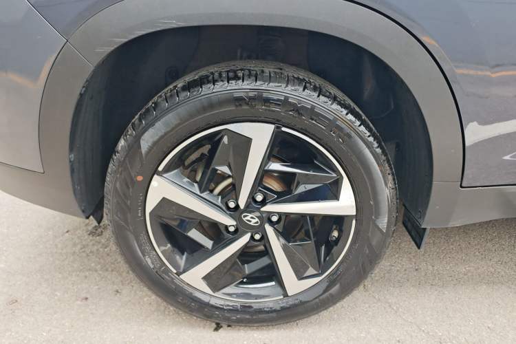 Used Hyundai ix35 2021 240TGDi DCT Two-Wheel-Drive GLS Leading Edition Exterior 4