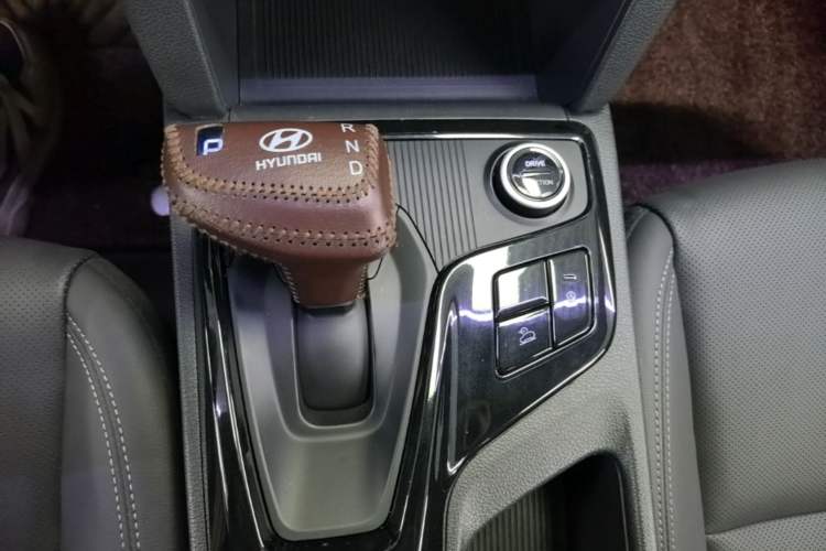 Used Hyundai ix35 2021 240TGDi DCT Two-Wheel-Drive GLS Leading Edition Gear Lever
