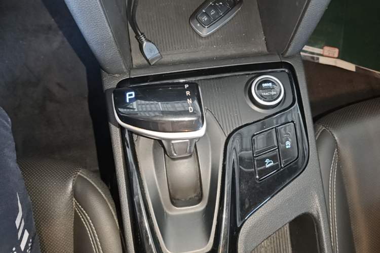 Used Hyundai ix35 2021 240TGDi DCT Two-Wheel-Drive GLS Leading Edition Gear Lever