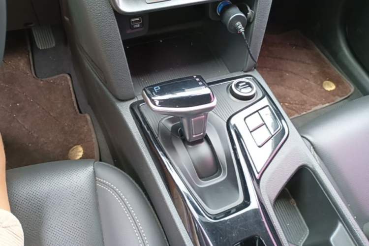 Used Hyundai ix35 2021 240TGDi DCT Two-Wheel-Drive GLS Leading Edition Gear Lever