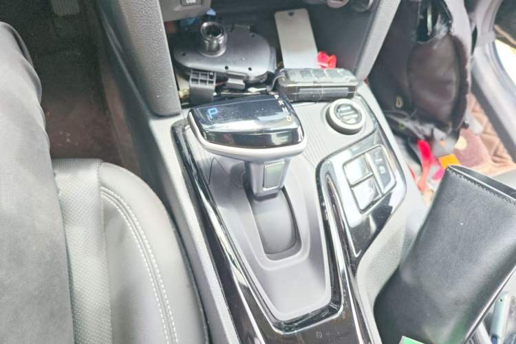 Used Hyundai ix35 2021 2.0L Automatic 2WD GLS Leading Edition Gear Lever