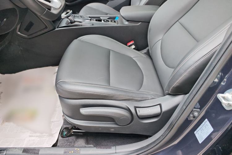 Used Hyundai ix35 2021 240TGDi DCT Two-Wheel-Drive GLS Leading Edition Interior 2