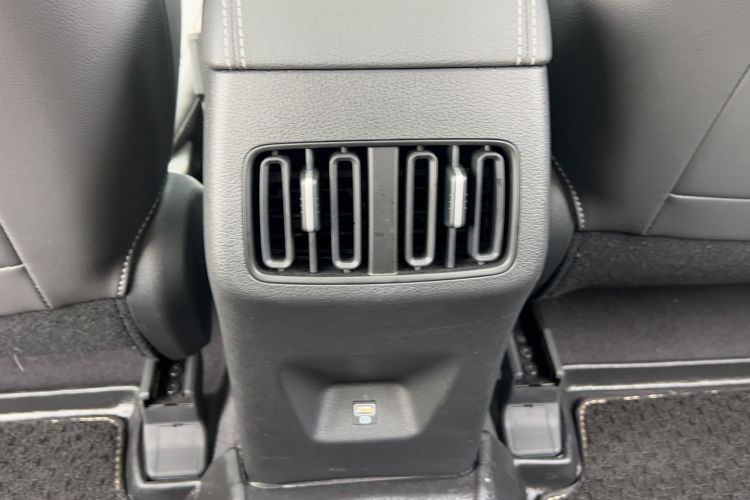 Used Hyundai ix35 2021 2.0L Automatic 2WD GLS Leading Edition Interior 4