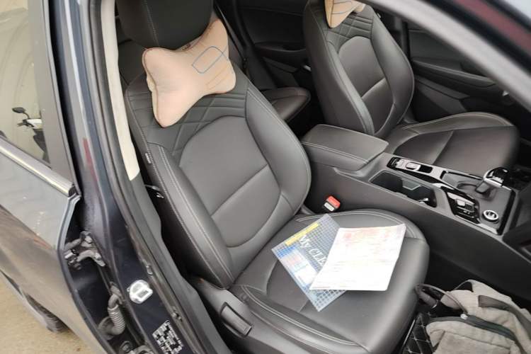 Used Hyundai ix35 2021 2.0L Automatic 2WD GLS Leading Edition Right Front Seat